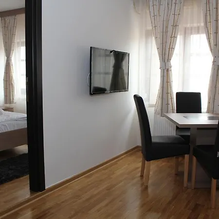 Gostinjska kuća Wake Up And 2*